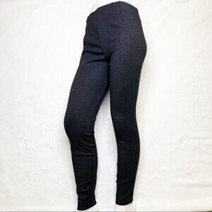 DALIA COLLECTION Black Ponte Alligator Print Pants size 4